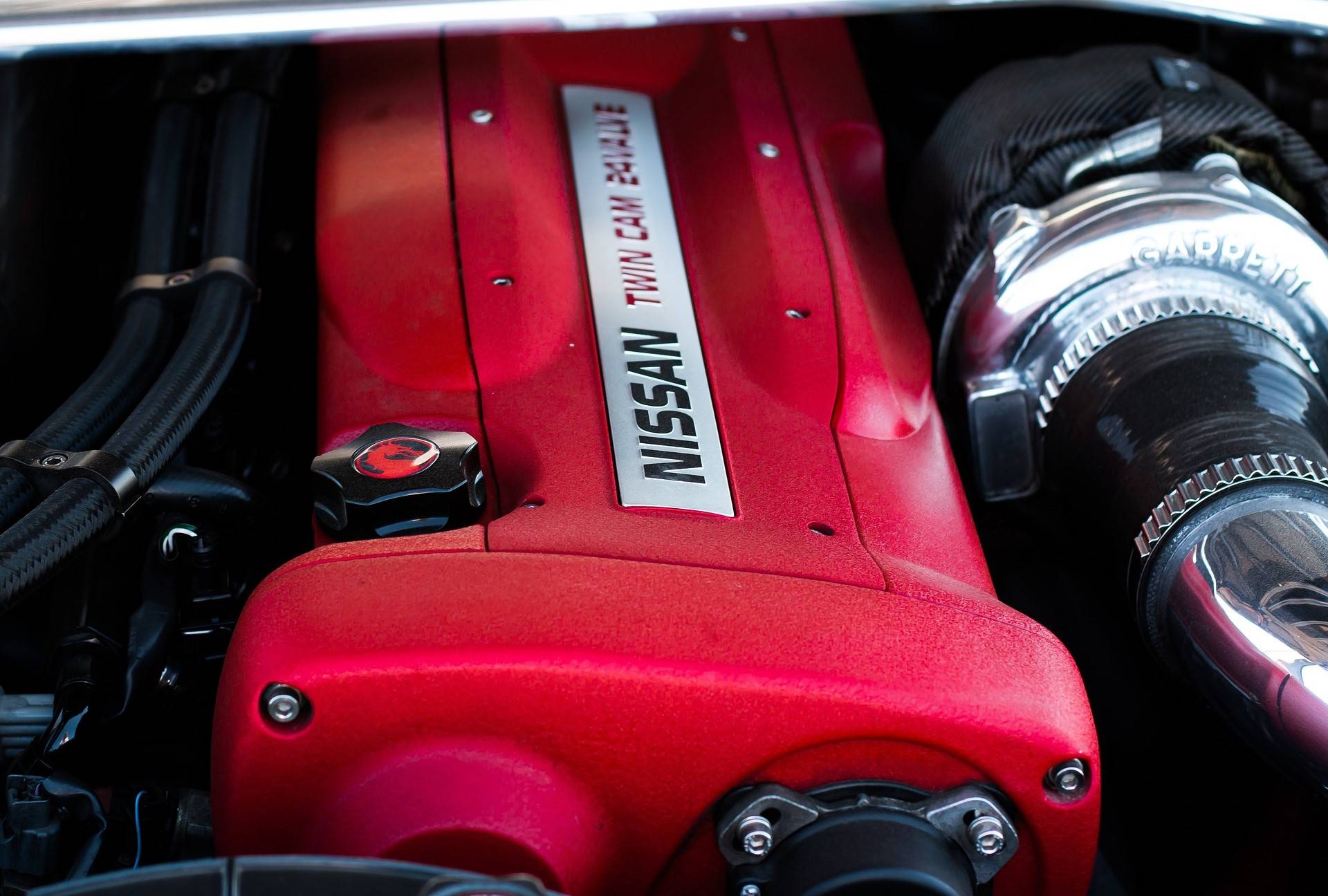 Red Nissan Skyline RB26DETT Engine Turbo Exhaust Studs